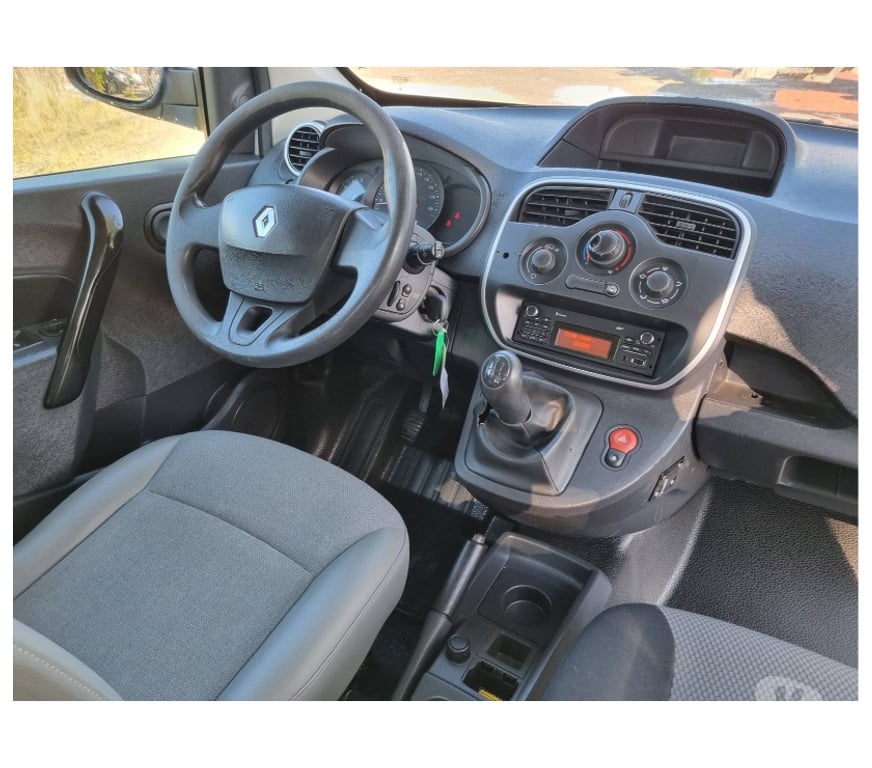 Véhicules commerciaux & utilitaires d'occasion Pont-de-Loup - Photos Vivastreet Renault Kangoo 6 2019 double cabine 150232km 1.5dci 90cv EU6