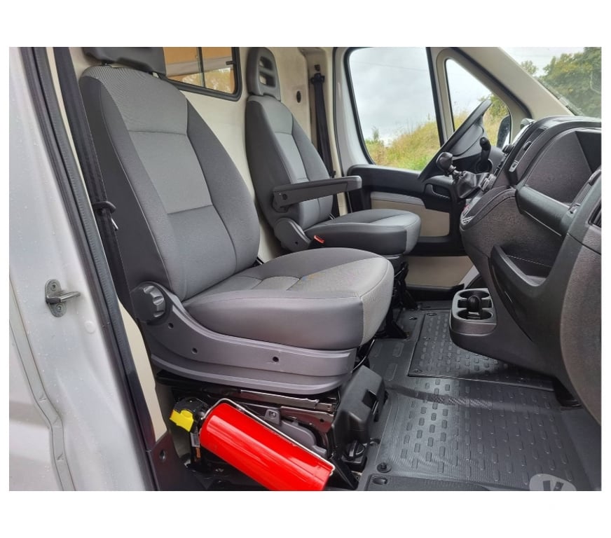 Véhicules commerciaux & utilitaires d'occasion Pont-de-Loup - Photos Vivastreet Fiat Ducato L3 12 2018 Euro6 2.0jtd 115cv Airco Radar Recul