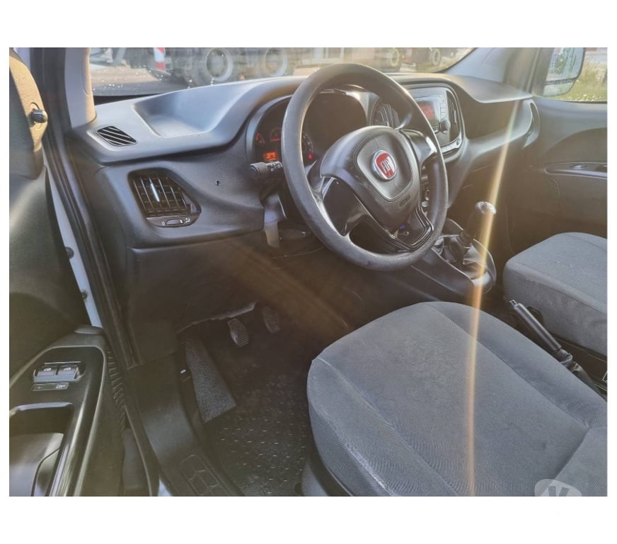 Véhicules commerciaux & utilitaires d'occasion Pont-de-Loup - Photos Vivastreet Fiat Doblo L2 long châssis 7 2017 Euro6 1.3jtd 95cv 93740KM