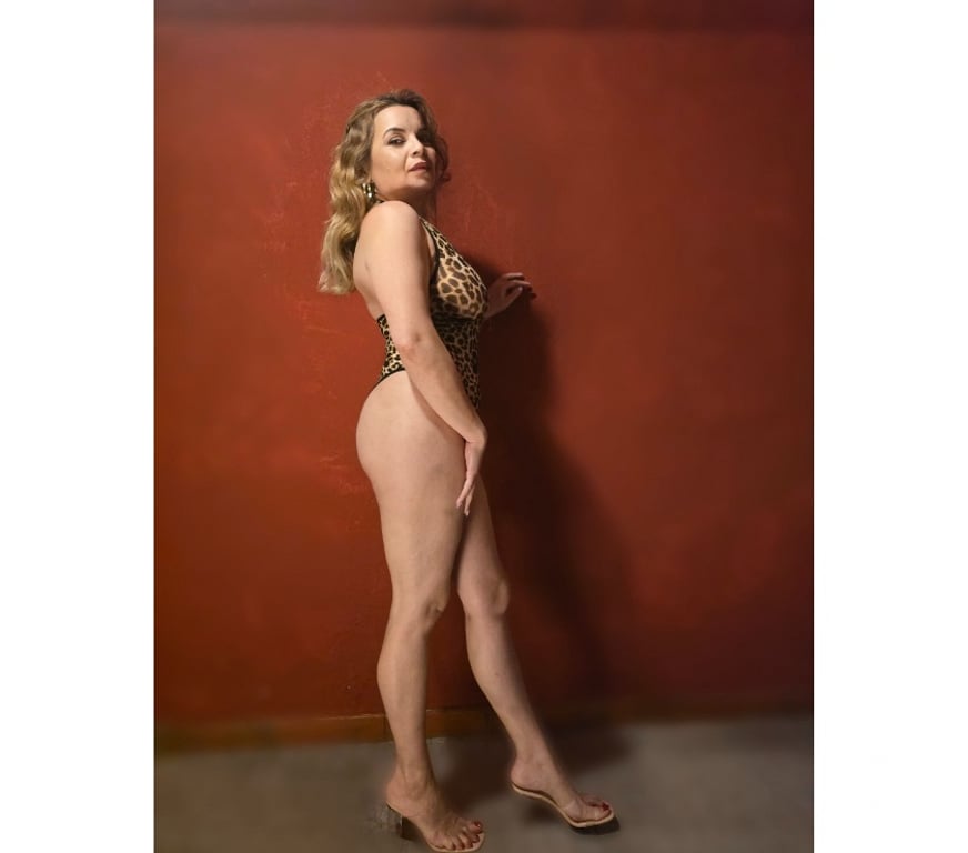 Escort Aubange Athus - Photos Vivastreet AMELIE! BELLE ET COQUINE !!!