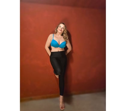 Escort Athus Aubange - Photos Vivastreet AMELIE! BELLE ET COQUINE !!!