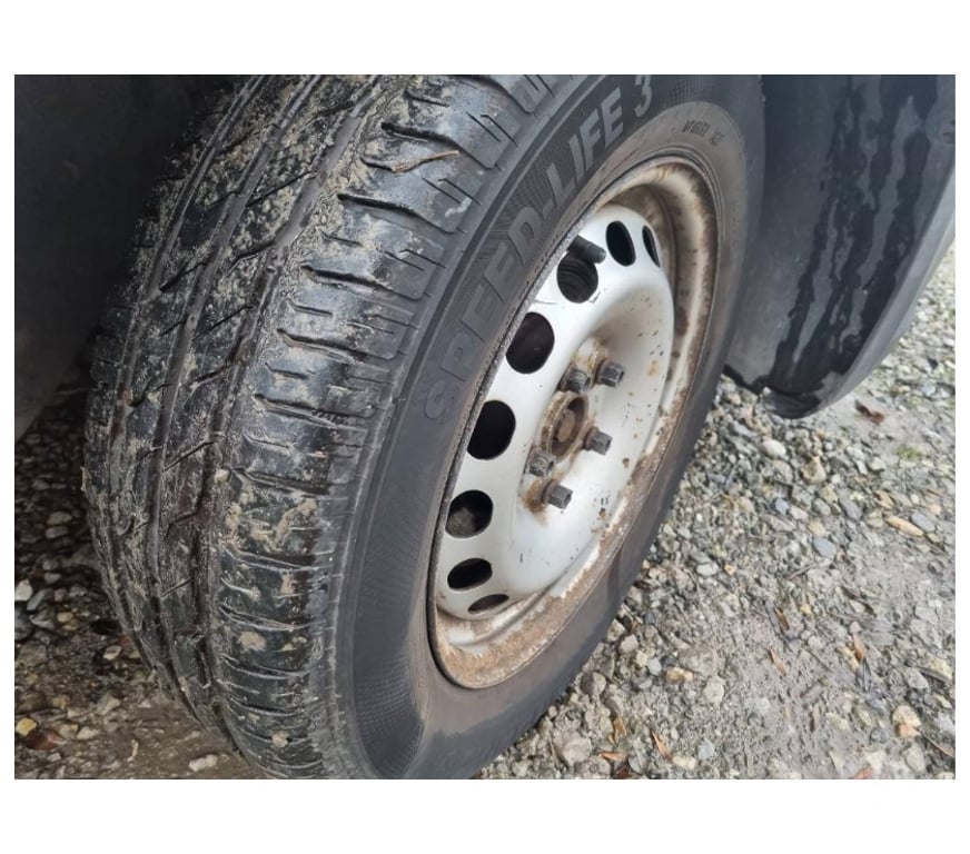 Véhicules commerciaux & utilitaires d'occasion Pont-de-Loup - Photos Vivastreet Vw Caddy 2011 euro5 1.6tdi 75cv 55kw galerie de toit..