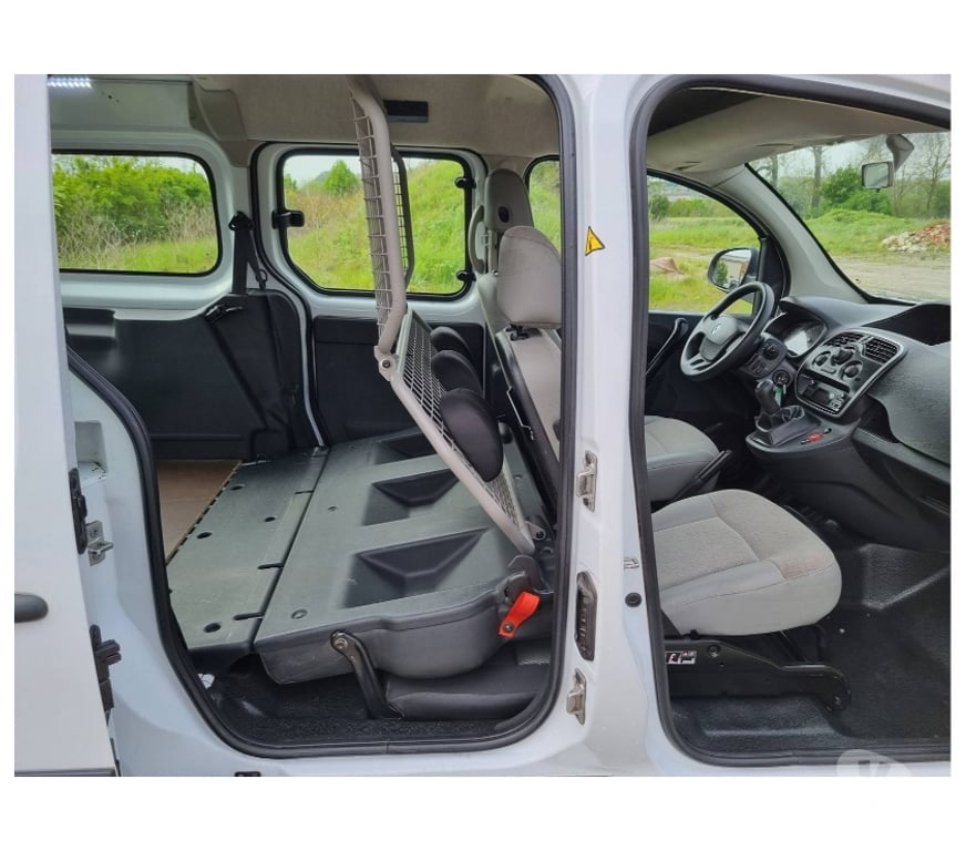 Véhicules commerciaux & utilitaires d'occasion Oignies - Photos Vivastreet Renault Kangoo 2018 double cabine 136.300km 1.5dci 90cv EU6