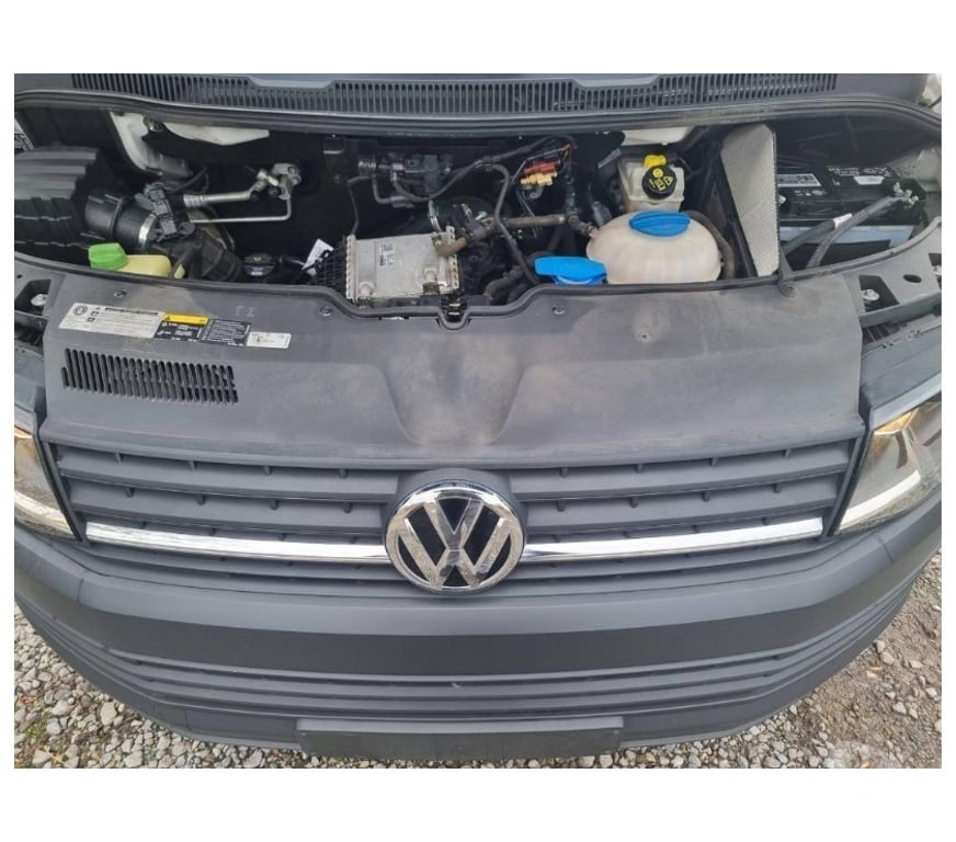 Véhicules commerciaux & utilitaires d'occasion Pont-de-Loup - Photos Vivastreet Vw T6 Transporter 2 2019 2.0Tdi euro6 airco radar de recul