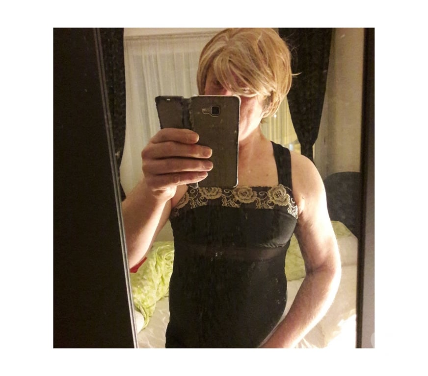 Gay Saint-Josse-ten-Noode - Photos Vivastreet Travesti ouvert à tout