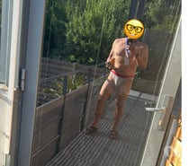 Je fantasme sur les hommes bi, actifs