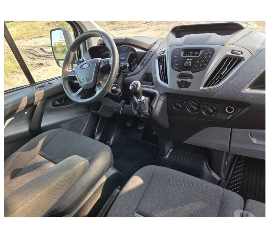 Véhicules commerciaux & utilitaires d'occasion Pont-de-Loup - Photos Vivastreet Ford Transit Custom L1h1 2.2tdci 110CV Nv Moteur 0km 3places