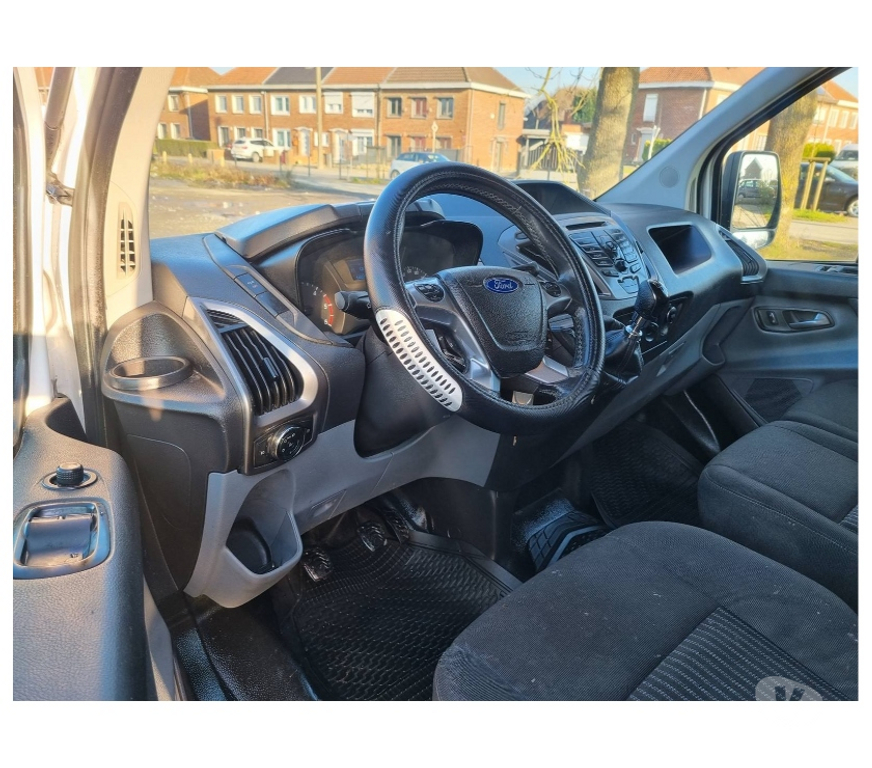 Véhicules commerciaux & utilitaires d'occasion Pont-de-Loup - Photos Vivastreet Ford Transit Custom Maxi 2.2tdci 125cv 92kw Nv Moteur 0km AC