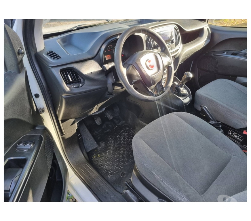 Véhicules commerciaux & utilitaires d'occasion Pont-de-Loup - Photos Vivastreet Fiat Doblo maxi long châssis 2017 euro6 1.3jtd 95cv 99090km