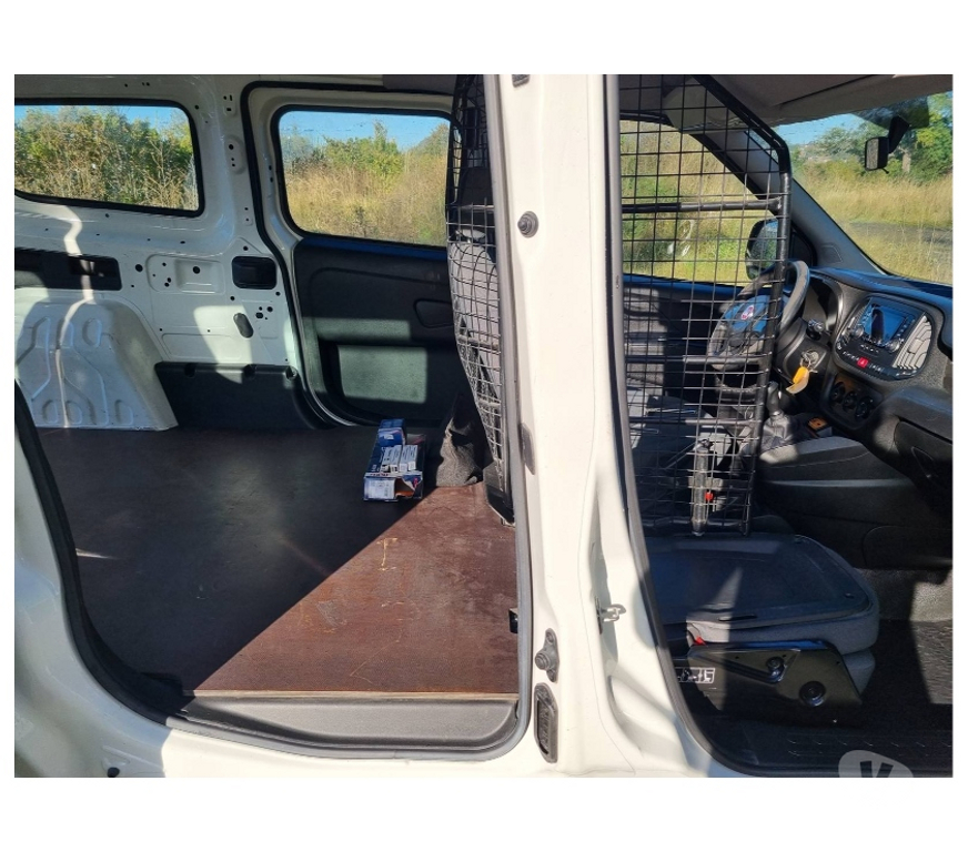 Véhicules commerciaux & utilitaires d'occasion Pont-de-Loup - Photos Vivastreet Fiat Doblo maxi long châssis 2017 euro6 1.3jtd 95cv 99090km