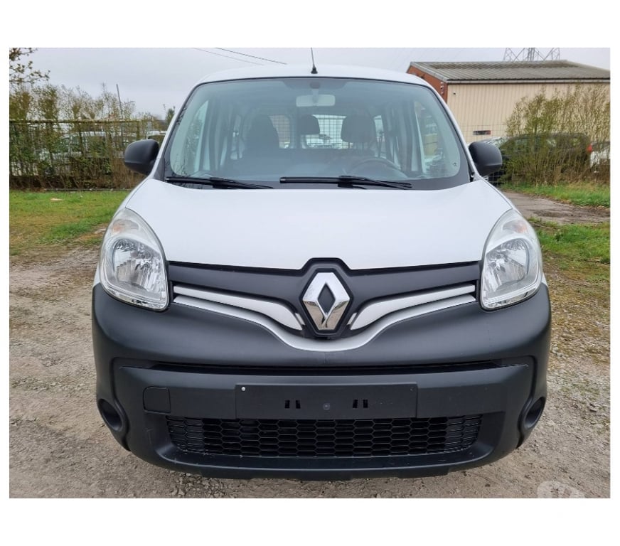 Véhicules commerciaux & utilitaires d'occasion Pont-de-Loup - Photos Vivastreet Renault Kangoo 6 2019 Double Cabine 108127KM 1.5dci 90cv EU6