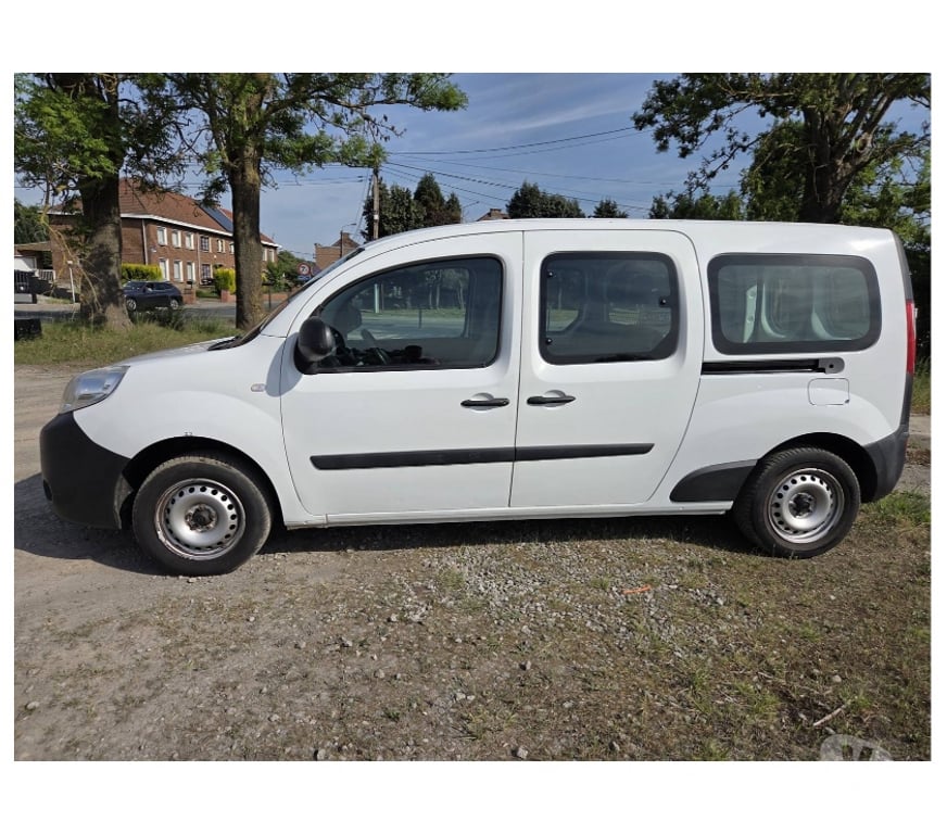Véhicules commerciaux & utilitaires d'occasion Pont-de-Loup - Photos Vivastreet Renault Kangoo 2018 Double Cabine 86245KM 1.5dci 90cv EU6.