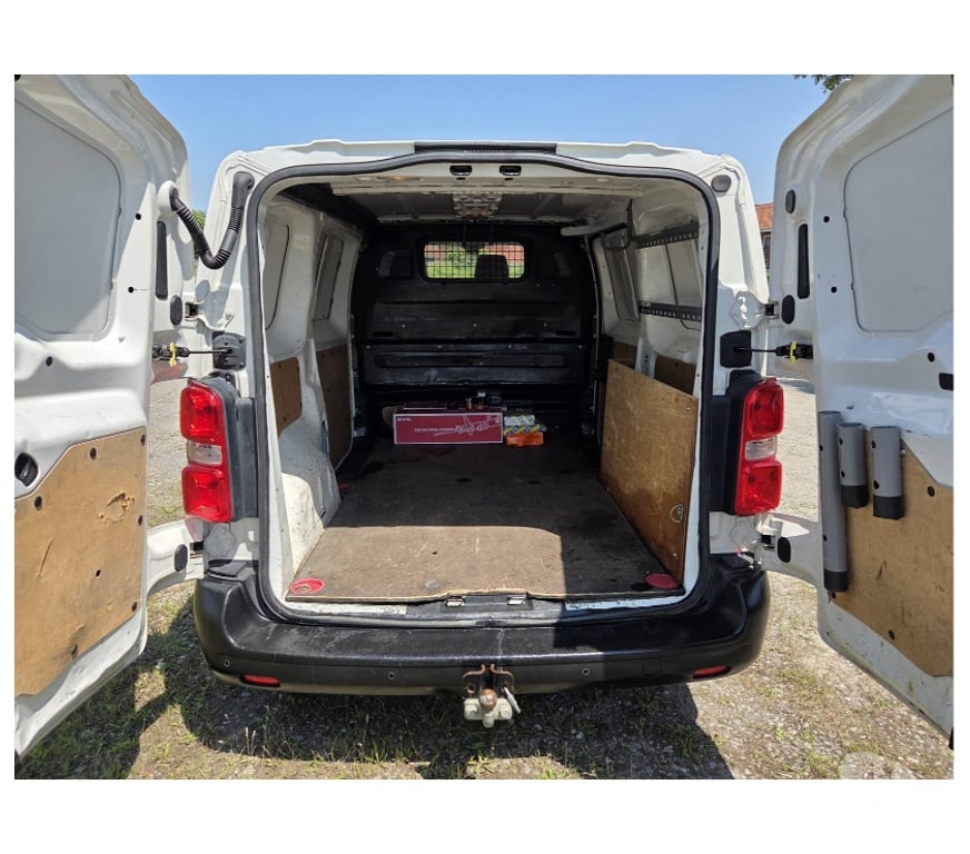 Véhicules commerciaux & utilitaires d'occasion Pont-de-Loup - Photos Vivastreet Citroën Jumpy L1h1 2017 1.6hdi 95cv 70kw Euro6 Airco Cruise