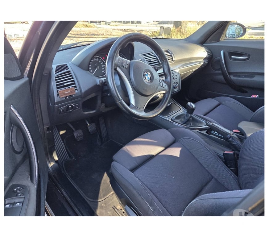 Voiture à vendre Pont-de-Loup - Photos Vivastreet Bmw 118D 122cv 90kw 6vitesses, Airco, pack électrique..