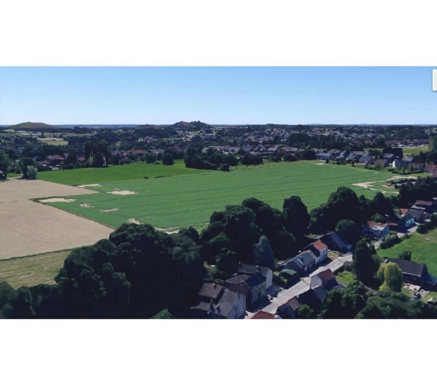 Terrains à vendre Anderlues - Photos Vivastreet Beau terrain de + - 4 hectares 66 ares 91 ca à vendre