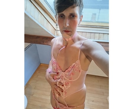 Gay Charleroi-Centrum Charleroi - Photos Vivastreet venez me baiser sans retenue ce dimanche matin!