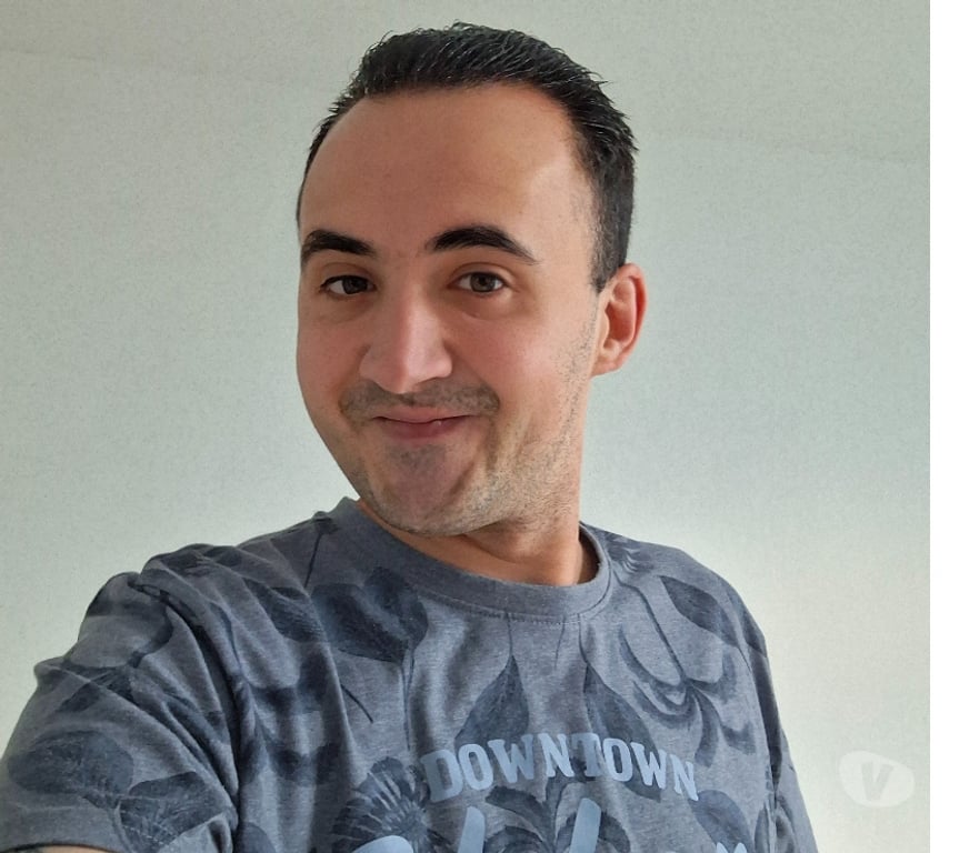 Hommes > Femmes Mouscron Mouscron-Centrum - Photos Vivastreet Je recherche à faire connaissance voir plus si affinités :