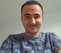 Je recherche à faire connaissance voir plus si affinités :