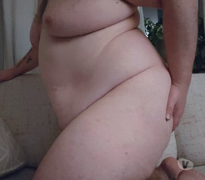 Gay Charleroi-Centrum Charleroi - Photos Vivastreet Chubby imberbe passif