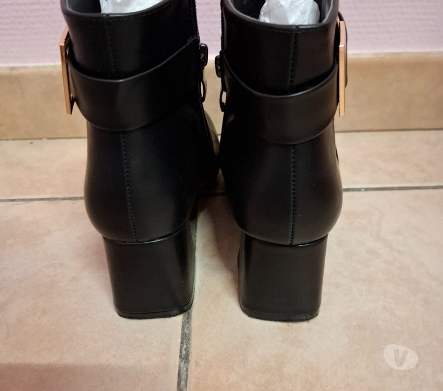 Chaussures Mouscron Mouscron-Centrum - Photos Vivastreet Petite bottes femme