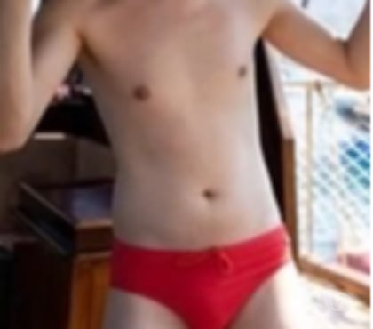 Rencontre gay Bruxelles-Centrum Bruxelles (Brussels) - Photos Vivastreet Jeune homme passif pour homme poilu