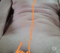 Je suce en gorges profondes chez moi à Bouge Namur