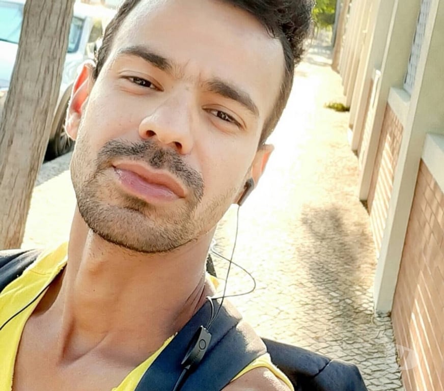 Escort Anderlecht - Photos Vivastreet Massage à 4 mains pour hommes