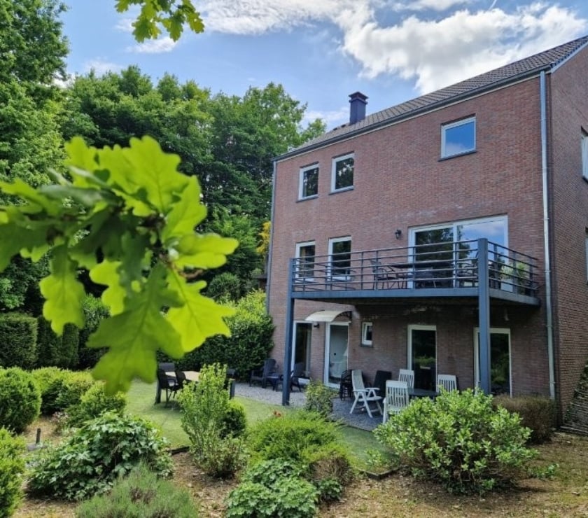 Maison a vendre Bouillon-Centrum Bouillon - Photos Vivastreet Spacieuse maison 4faç (2011) sur 24 ares, belle vue.