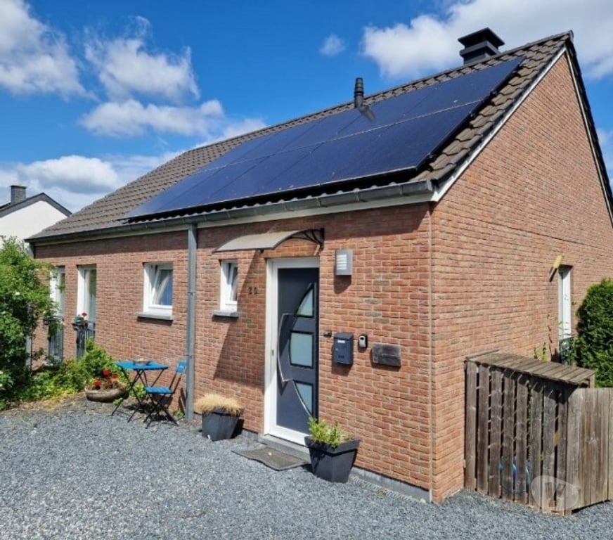 Annonce maison Bouillon Bouillon-Centrum - Photos Vivastreet Spacieuse maison 4faç (2011) sur 24 ares, belle vue.