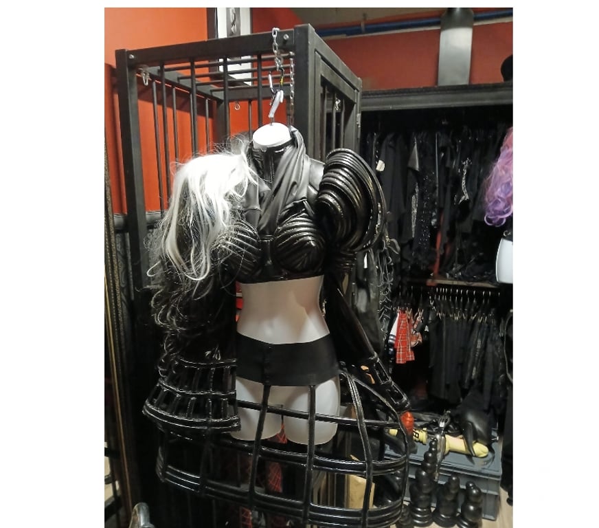 exhib Ath Ath-Centrum - Photos Vivastreet Soirée BDSM entre personnes du 3ième genre