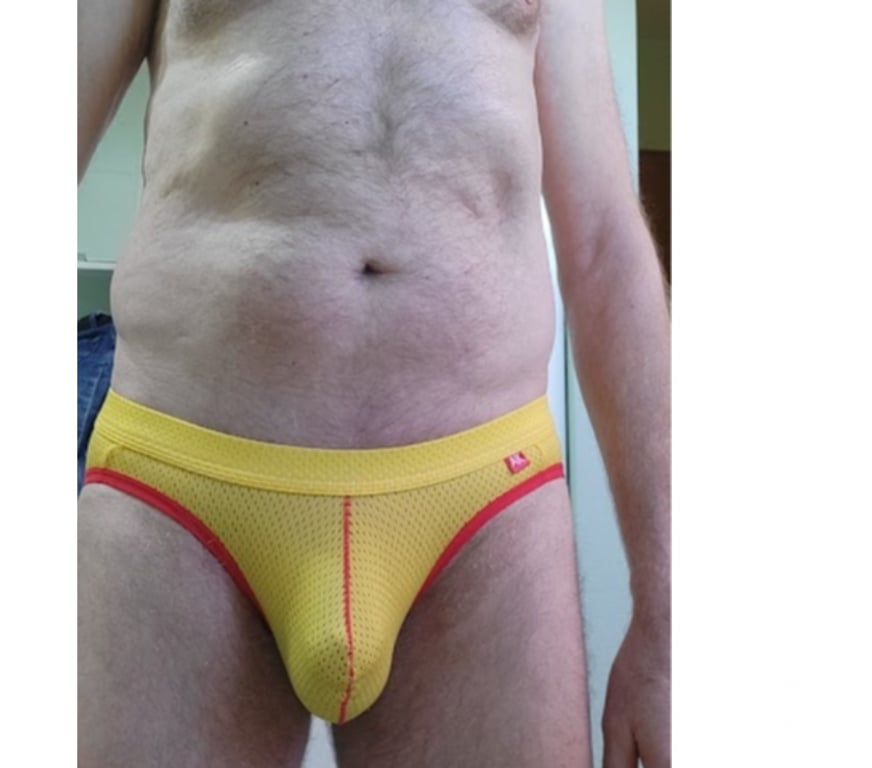 Gay Arville - Photos Vivastreet Recherche jeune amant mince et actif qui reçois St Hubert