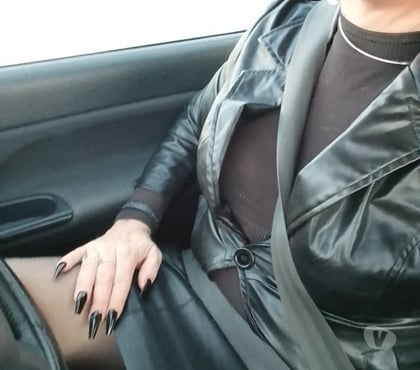 Rencontre gay - Photos Vivastreet Quel trav soumise pour me sucer comme ça ?