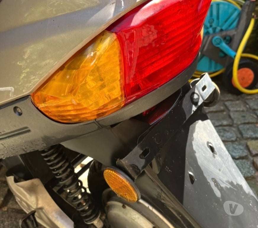 Pièces et services moto Florennes Florennes-Centrum - Photos Vivastreet Scooter Symex électrique pour pièces