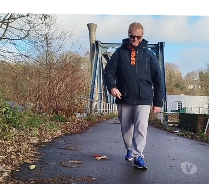 Gay Charleroi Charleroi-Centrum - Photos Vivastreet Vidéos a offrir et vous recoit