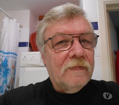 Rencontre adulte - Photos Vivastreet cherche petite jeune de plus de 18 ans non vénal