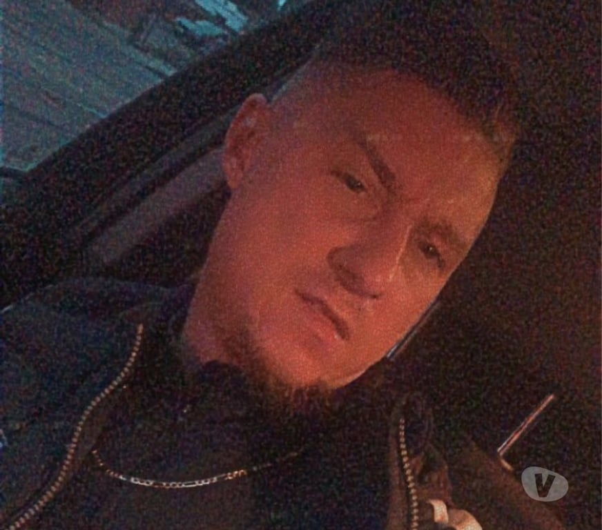 Gay Charleroi Charleroi-Centrum - Photos Vivastreet Passif masculin pour actif masculin