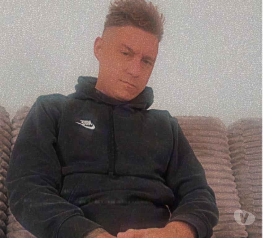 Gay Charleroi Charleroi-Centrum - Photos Vivastreet Passif masculin pour actif masculin