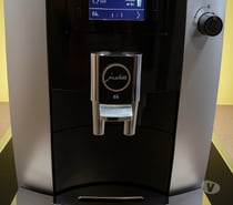Machine à café Jura E6 + produits d’entretien