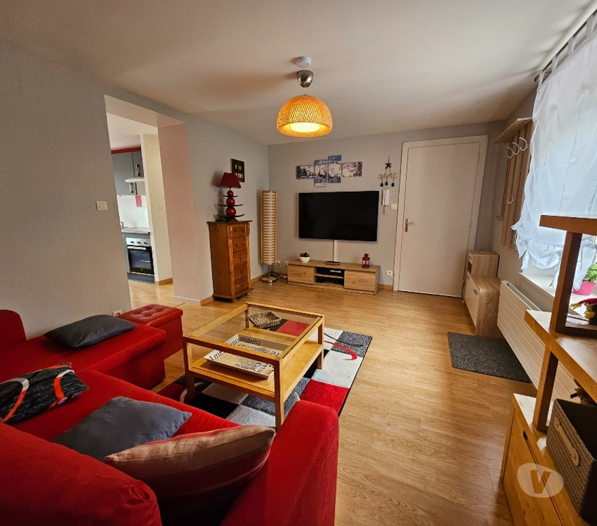 Appartement a vendre France - Photos Vivastreet HAUTES-VOSGES - VENTRON - Appartement T3, garage et jardin