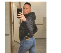 Jeune homme cherche un couple pour moment sympa