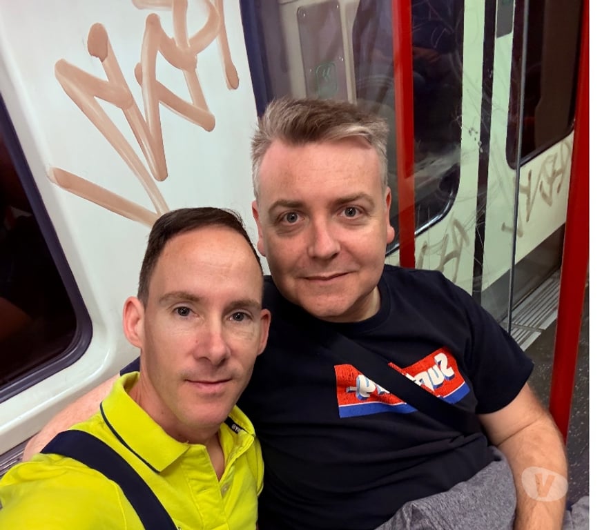 Gay Charleroi Charleroi-Centrum - Photos Vivastreet Un actif et un passif pour plan sympa