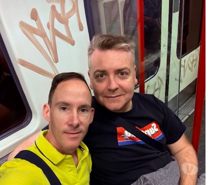 Gay Charleroi-Centrum Charleroi - Photos Vivastreet Un actif et un passif pour plan sympa