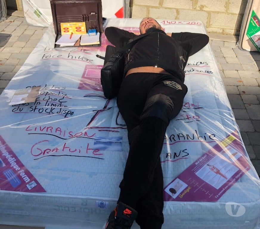 Gay Sambreville - Photos Vivastreet Amusement et discrétion