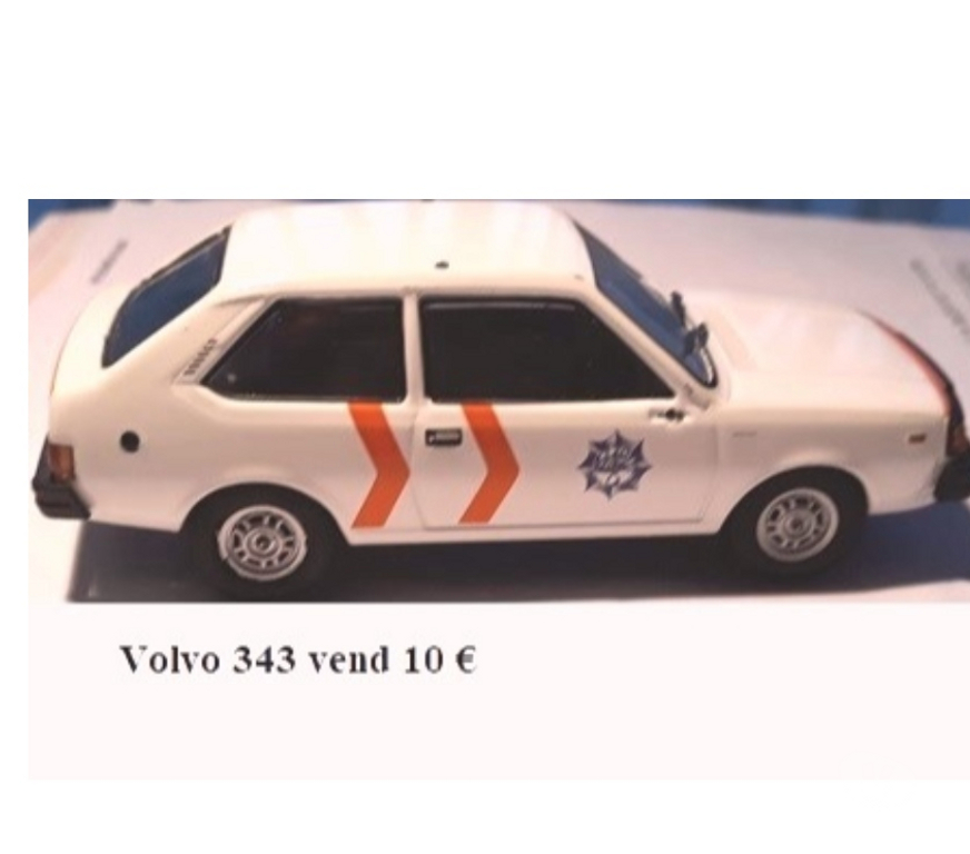 Collections Manage - Photos Vivastreet A vendre voitures miniatures 1-43è