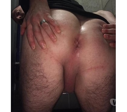 Rencontre gay - Photos Vivastreet Qui me veux à poil en soirée ou journée