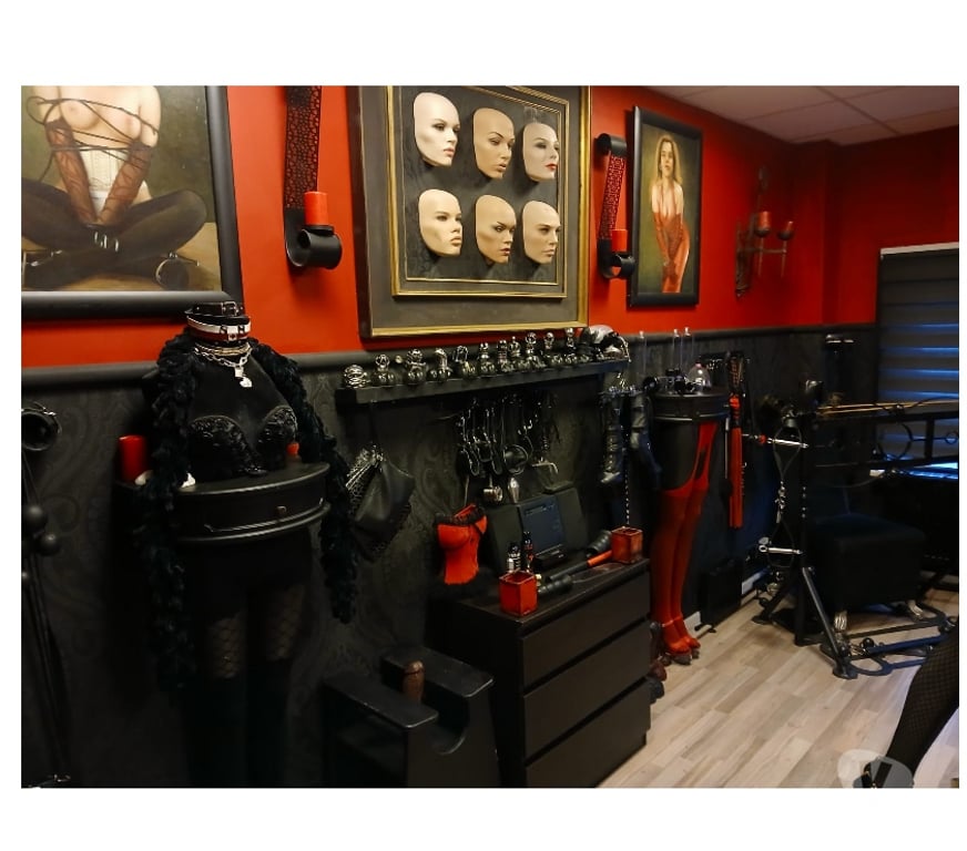 exhib Ath Ath-Centrum - Photos Vivastreet soirée bdsm le samedi 20