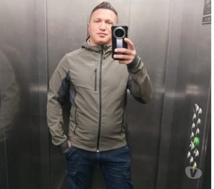 Hommes > Femmes - Photos Vivastreet Cherche femme sincère et honnête et Respect