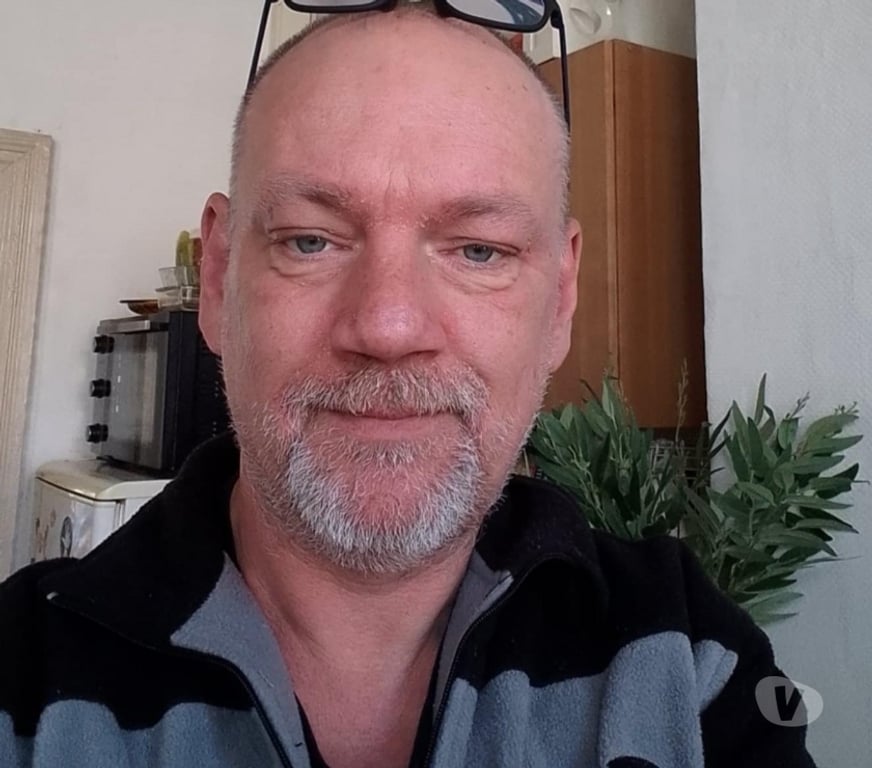 Hommes > Femmes Tournai Tournai-Centrum - Photos Vivastreet homme de 53 cherche femme dans la région du hainaut