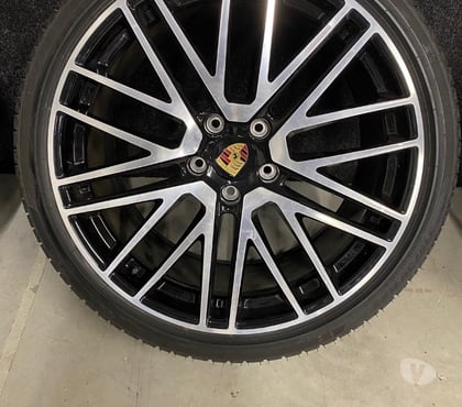 Pièces moteur et accessoires auto - Photos Vivastreet Kit hiver jantes et pneus Porsche Cayenne