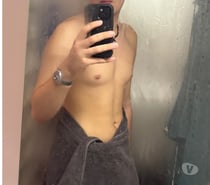 Jeune homme sexy réalise tes fantasmes